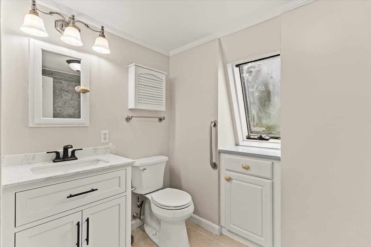 Single Family Residence at 3 Thoreau Dr, Barnstable MA 02632, Barnstable, photo 22 of 33