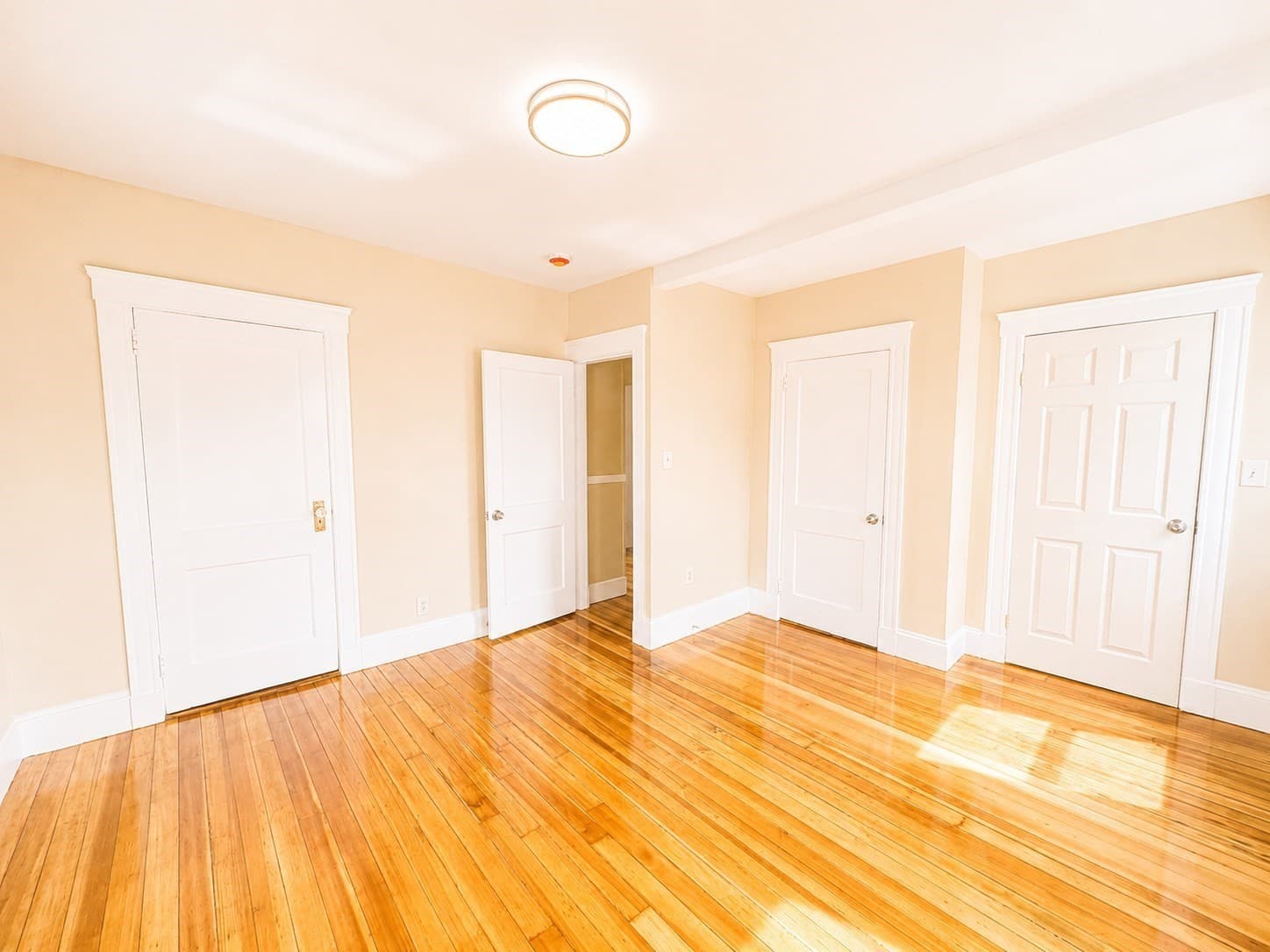 3 Family at 17-19 Acorn St, Lynn MA 01902, Lynn, photo 17 of 42