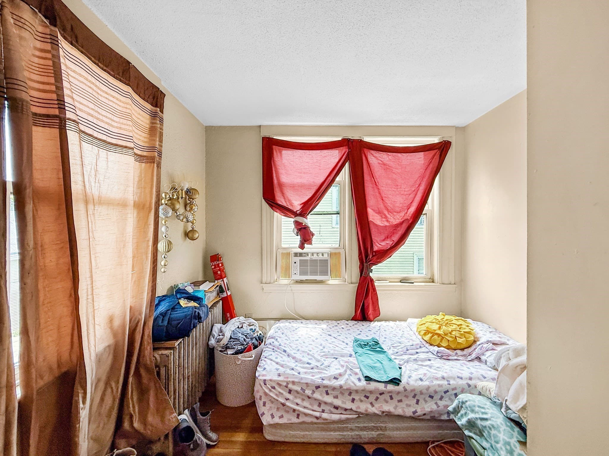 3 Family at 17-19 Acorn St, Lynn MA 01902, Lynn, photo 36 of 42