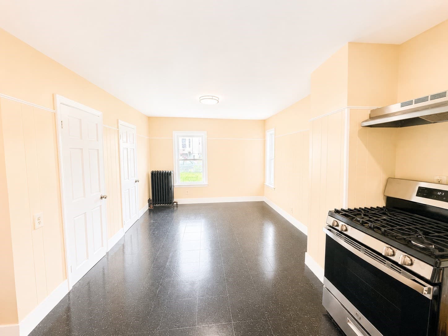 3 Family at 17-19 Acorn St, Lynn MA 01902, Lynn, photo 9 of 42