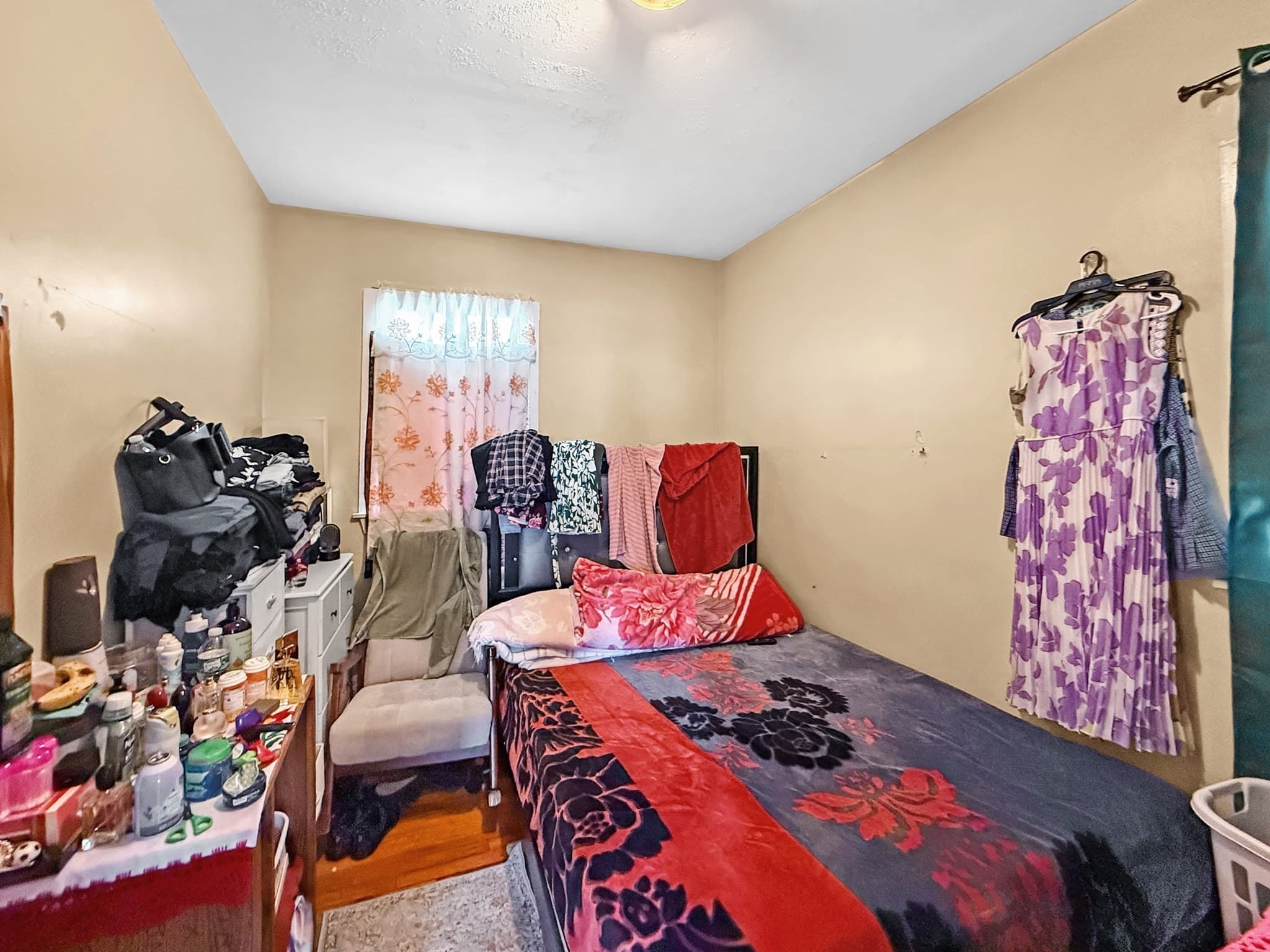 3 Family at 17-19 Acorn St, Lynn MA 01902, Lynn, photo 30 of 42