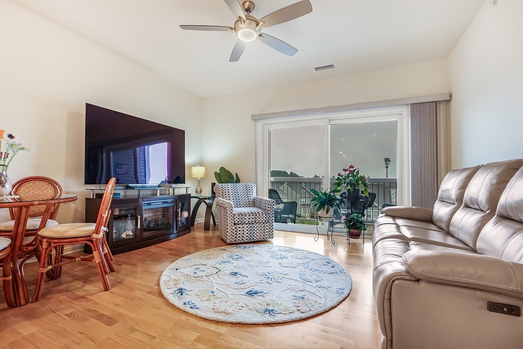 Condominium at 401 Emery # 406, Sudbury MA 01776, Sudbury, photo 7 of 26