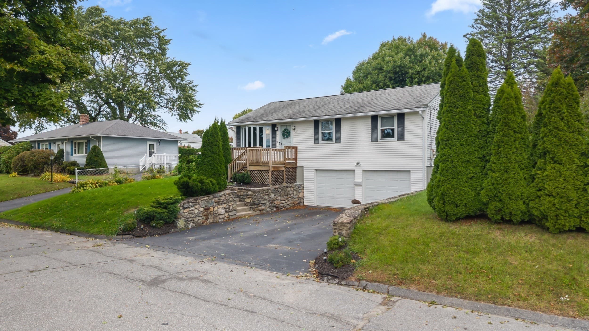 Single Family Residence at 25 Lodge St., Worcester MA 01604, Worcester, photo 2 of 34
