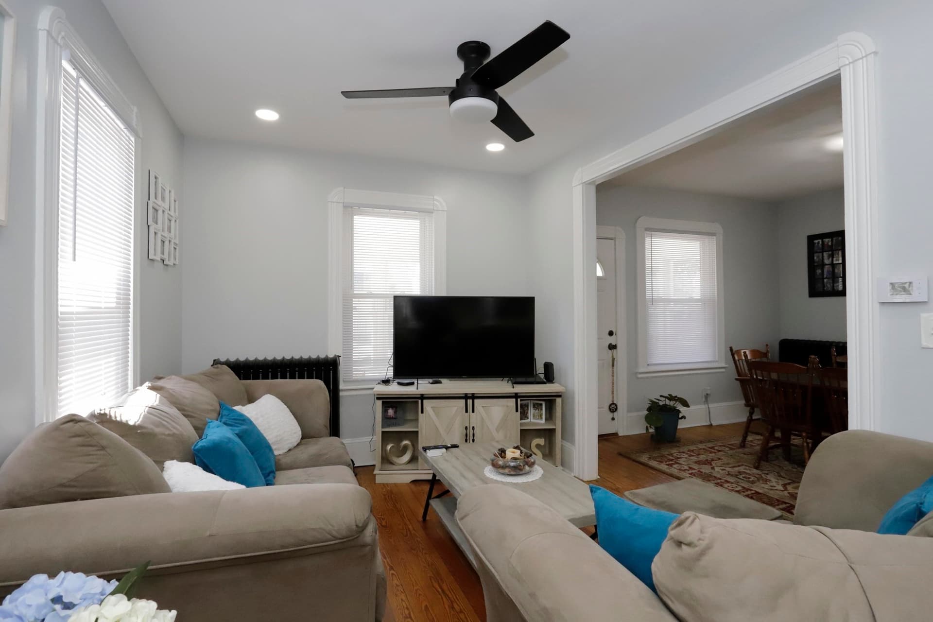 Single Family Residence at 173 Central Ave, New Bedford MA 02745, photo 3 of 16