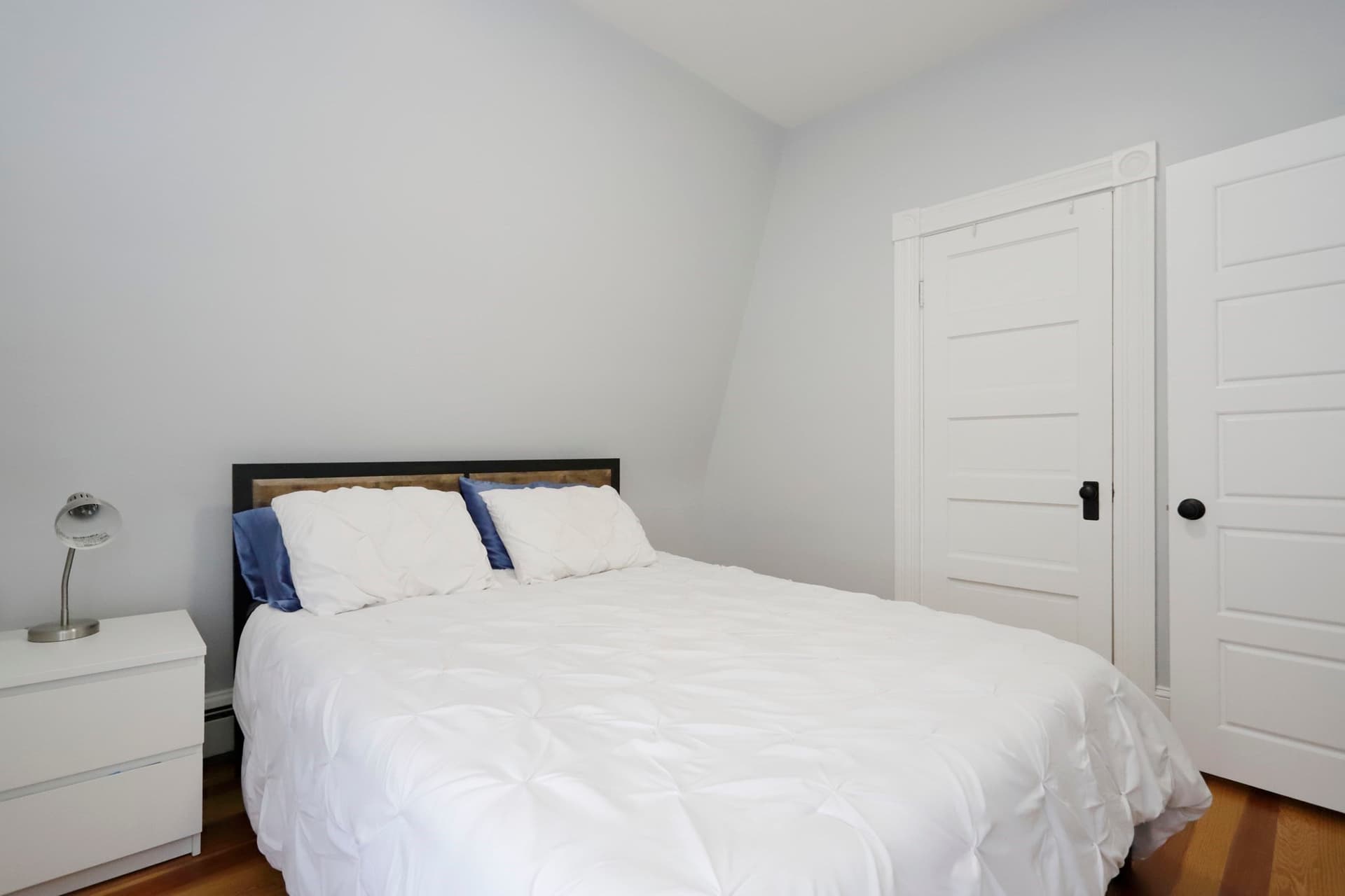 Single Family Residence at 173 Central Ave, New Bedford MA 02745, photo 9 of 16