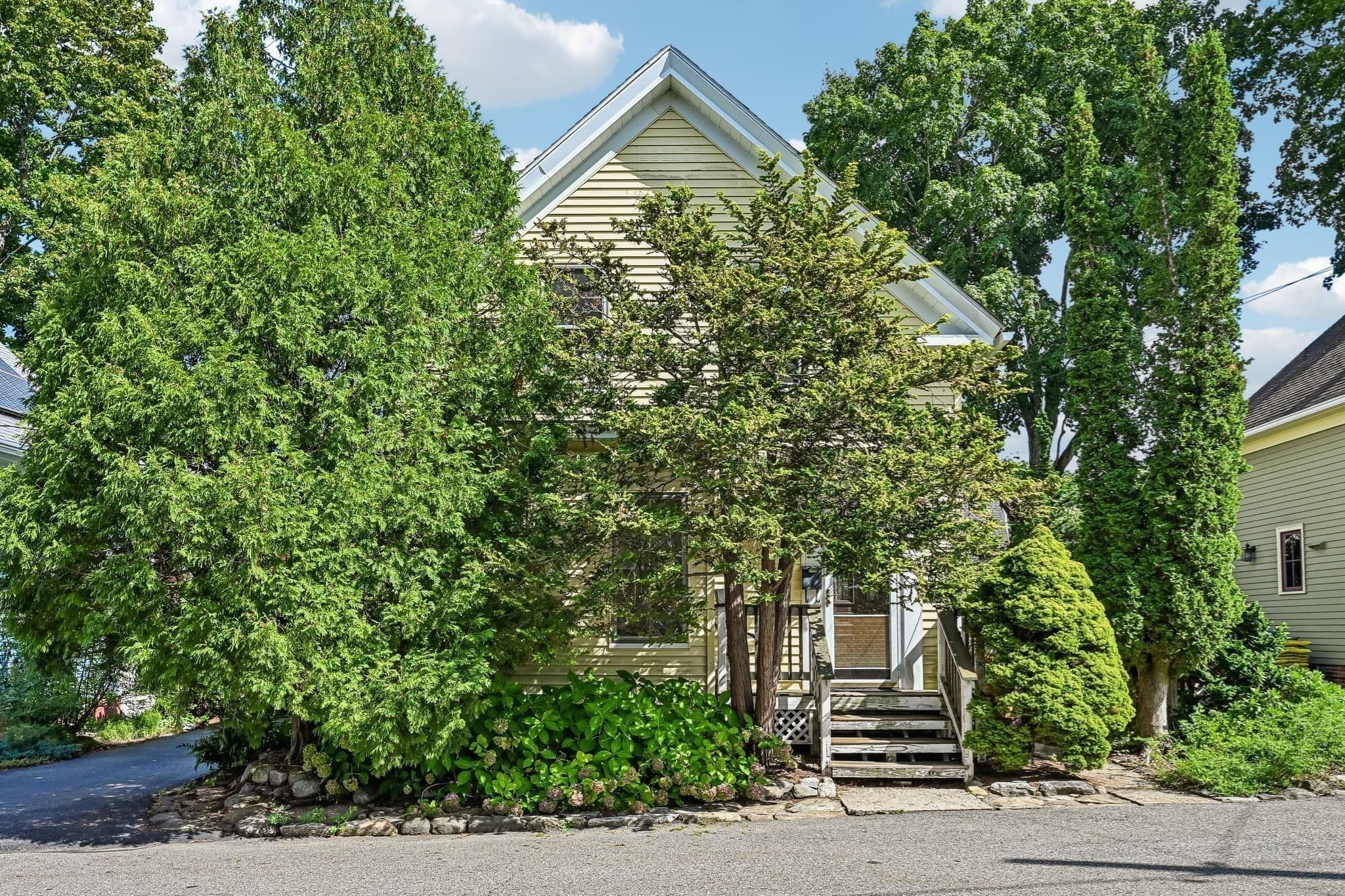 Single Family Residence at 21 Elm St, Maynard MA 01754, Maynard, photo 34 of 39