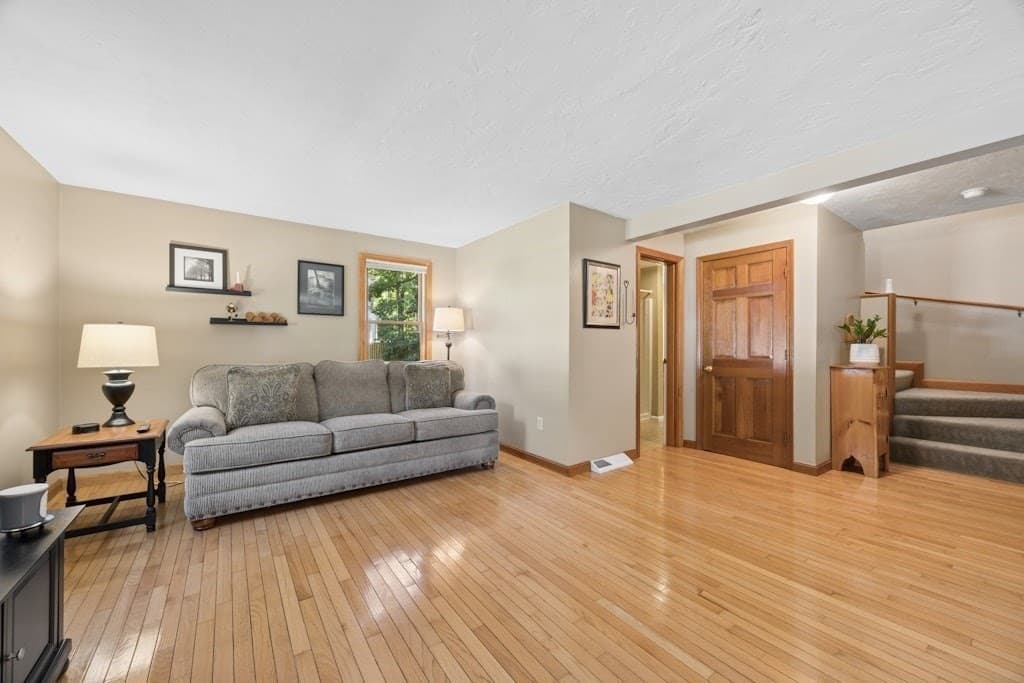 Single Family Residence at 11 Rustic Drive, Northborough MA 01532, Northborough, photo 5 of 41