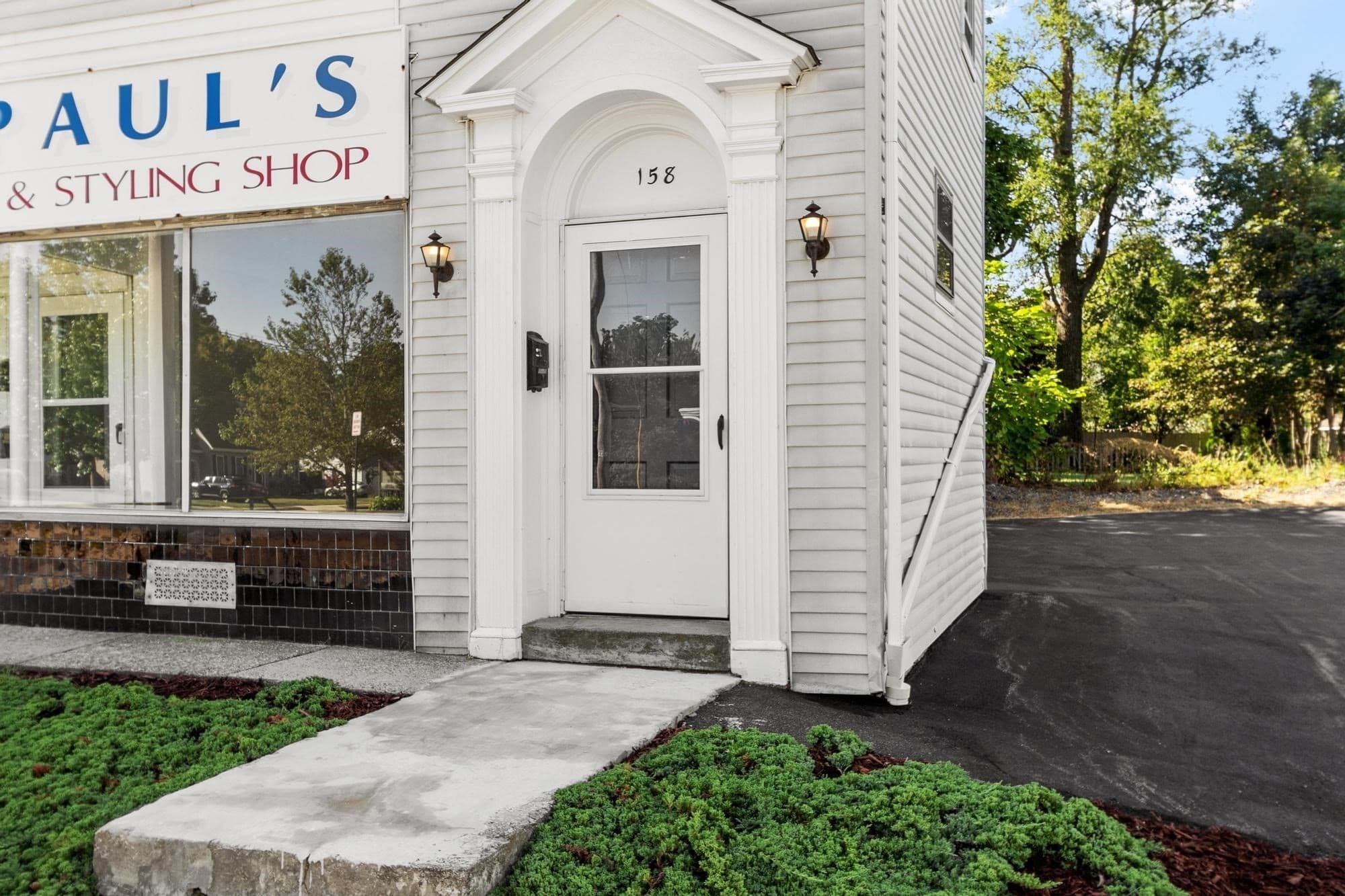 Commercial Sale at 158 Fairhaven Rd, Worcester MA 01606, Worcester, photo 2 of 40