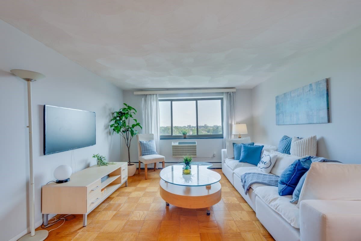 Condominium at 287 Harvard St # 59, Cambridge MA 02139, Cambridge, photo 2 of 11