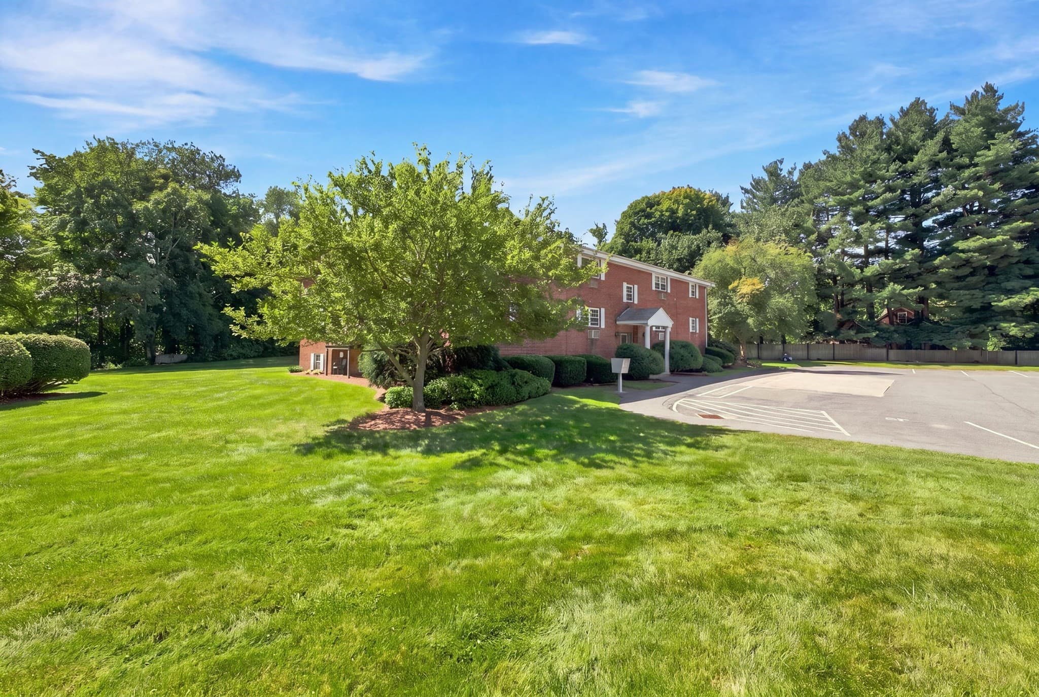 Condominium at 39 Pleasant Street # 4C, Northborough MA 01532, Northborough, photo 2 of 30