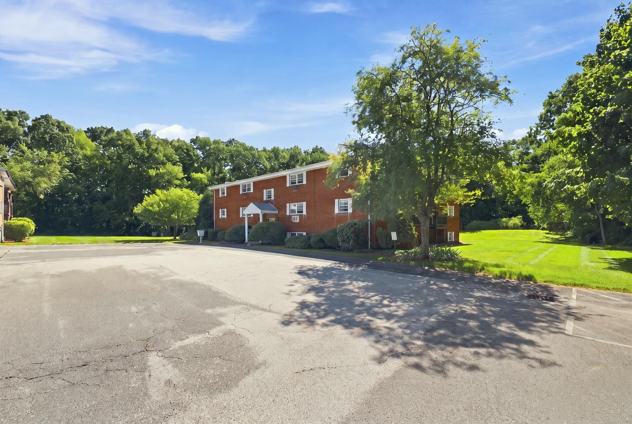 Condominium at 39 Pleasant Street # 4C, Northborough MA 01532, Northborough, photo 3 of 30