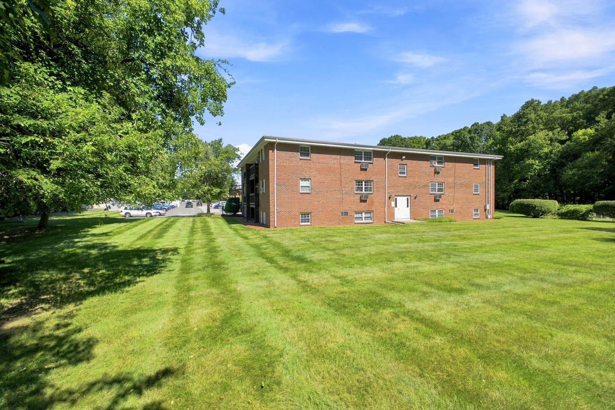 Condominium at 39 Pleasant Street # 4C, Northborough MA 01532, Northborough, photo 20 of 30