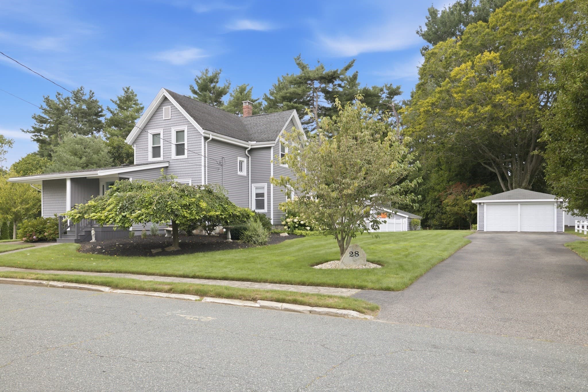 28 Fairview Ave, Brockton MA 02301