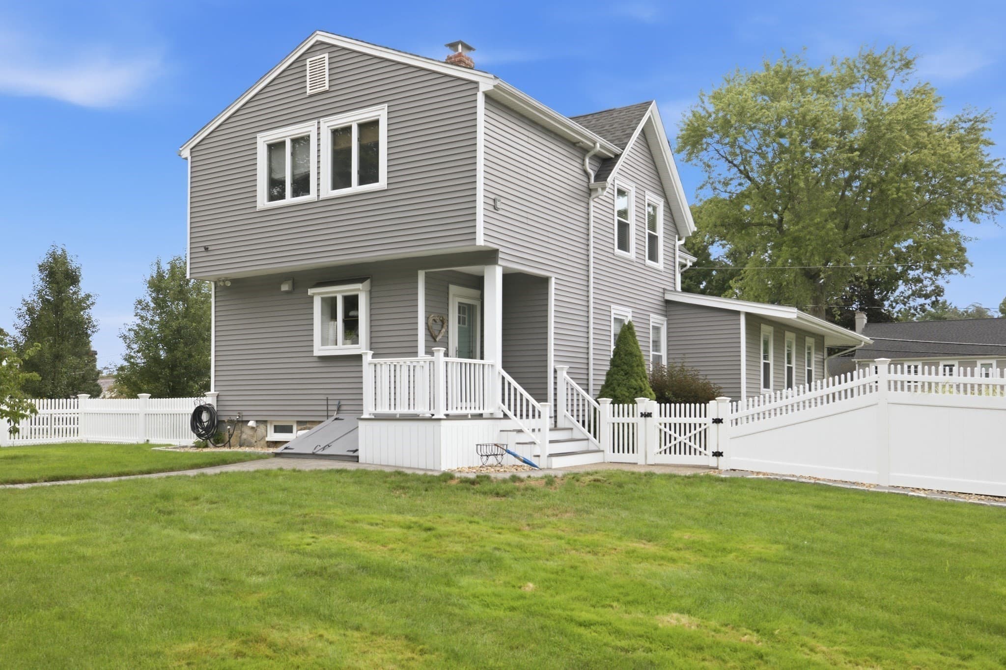 Single Family Residence at 28 Fairview Ave, Brockton MA 02301, Brockton, photo 15 of 42