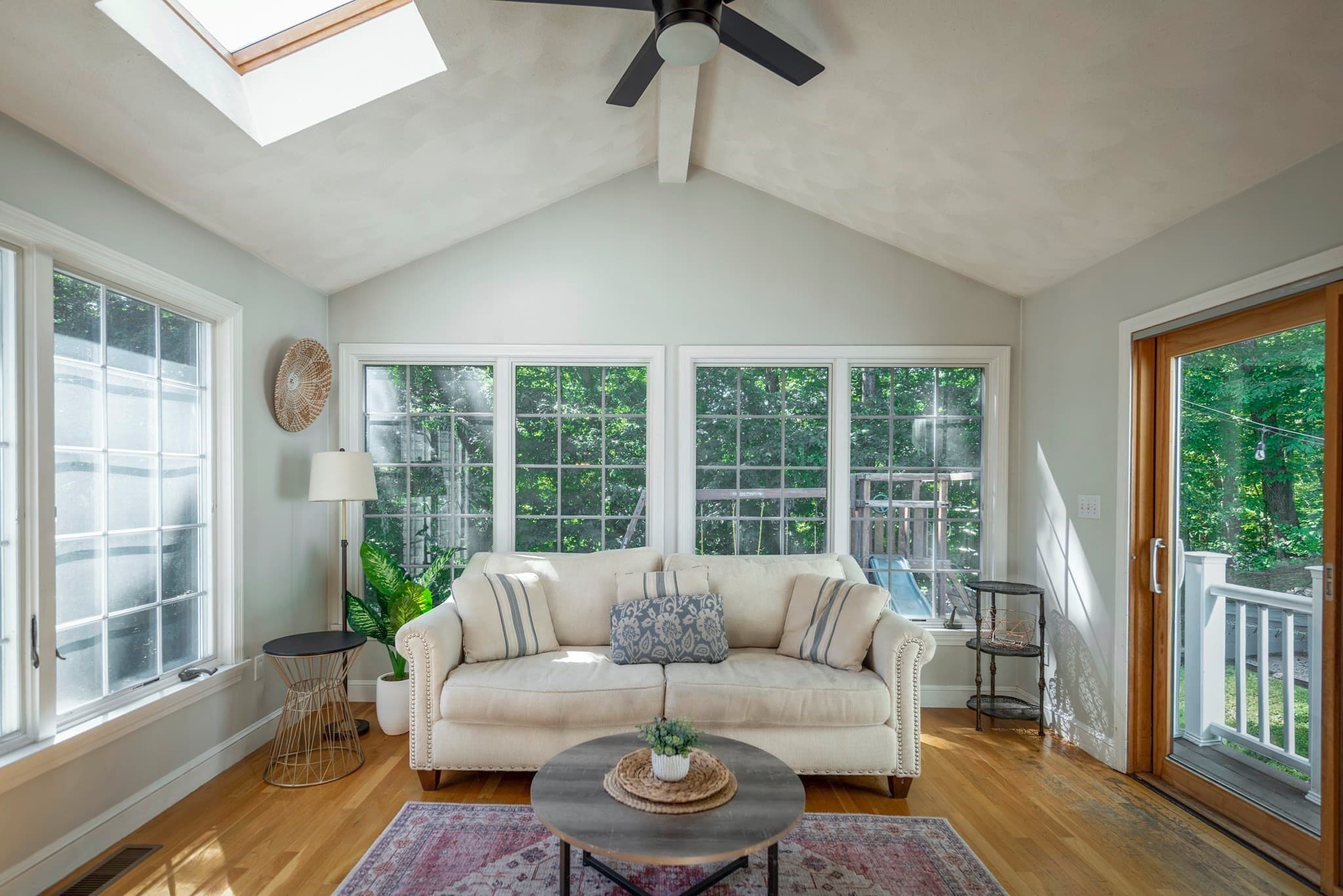 Single Family Residence at 4 Chestnut Street, Ipswich MA 01938, Ipswich, photo 13 of 36