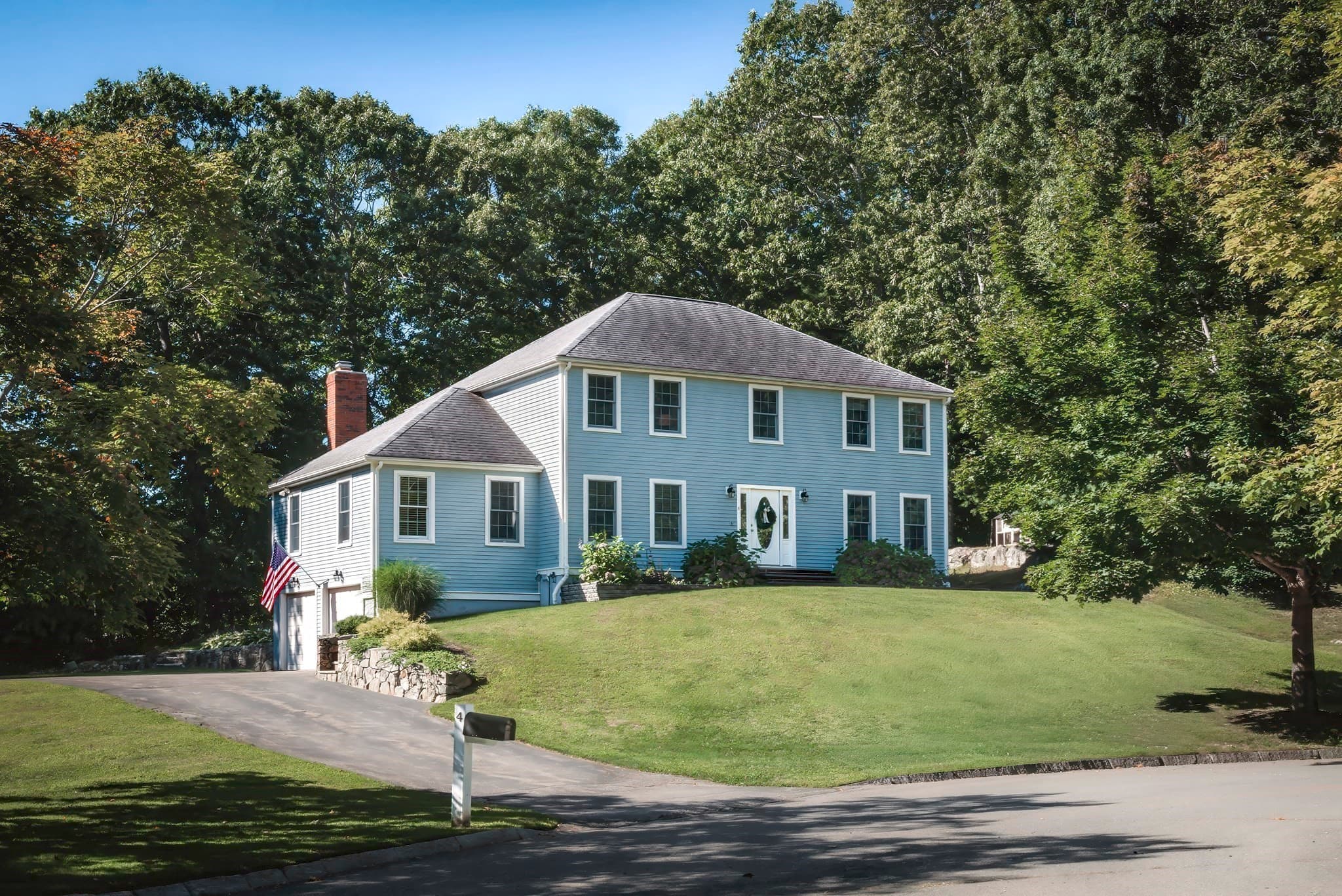 4 Chestnut Street, Ipswich MA 01938