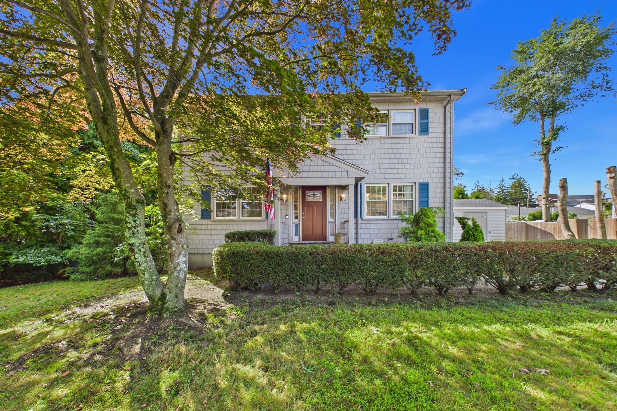 Single Family Residence at 968 Osgood St, New Bedford MA 02745, New Bedford, photo 2 of 41