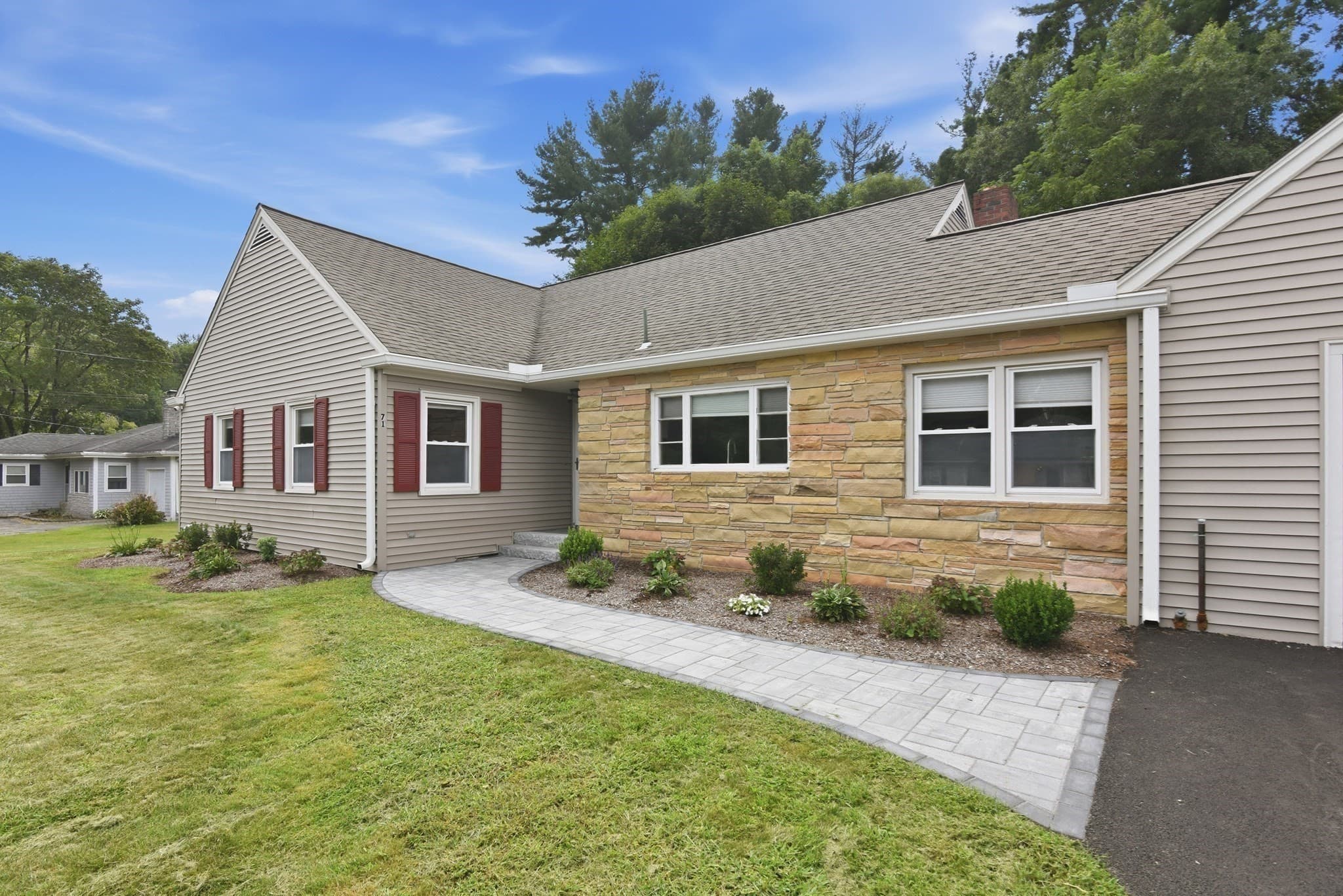 71 Norlen Park, Bridgewater MA 02324