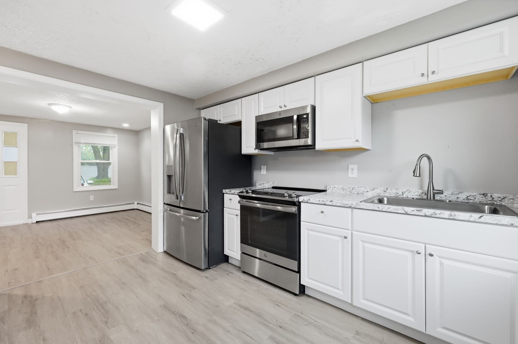 Condominium at 30 Clayton St, Springfield MA 01107, Springfield, photo 4 of 15