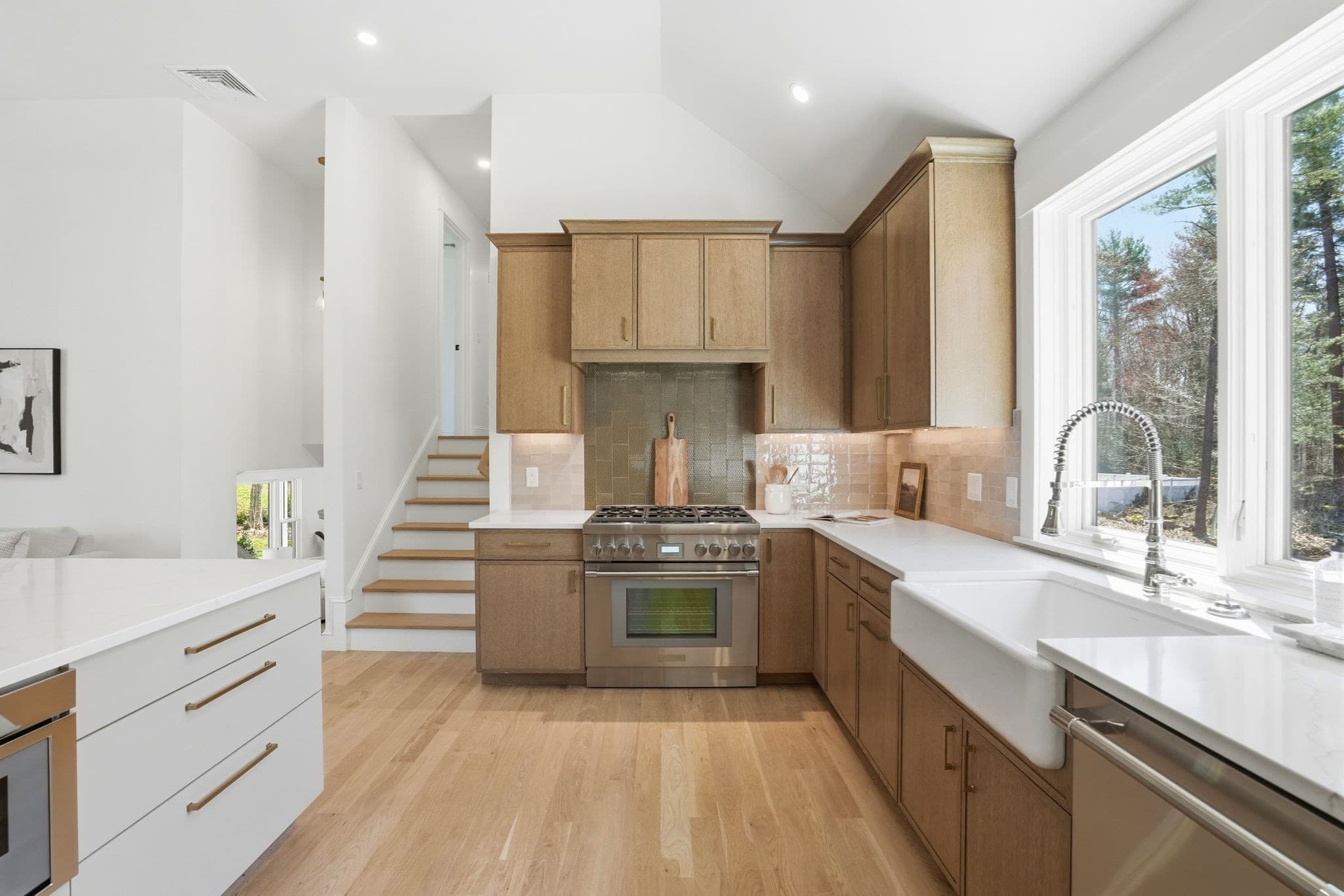 Single Family Residence at 26 Old Pottery Ln, Norwell MA 02061, Norwell, photo 13 of 40