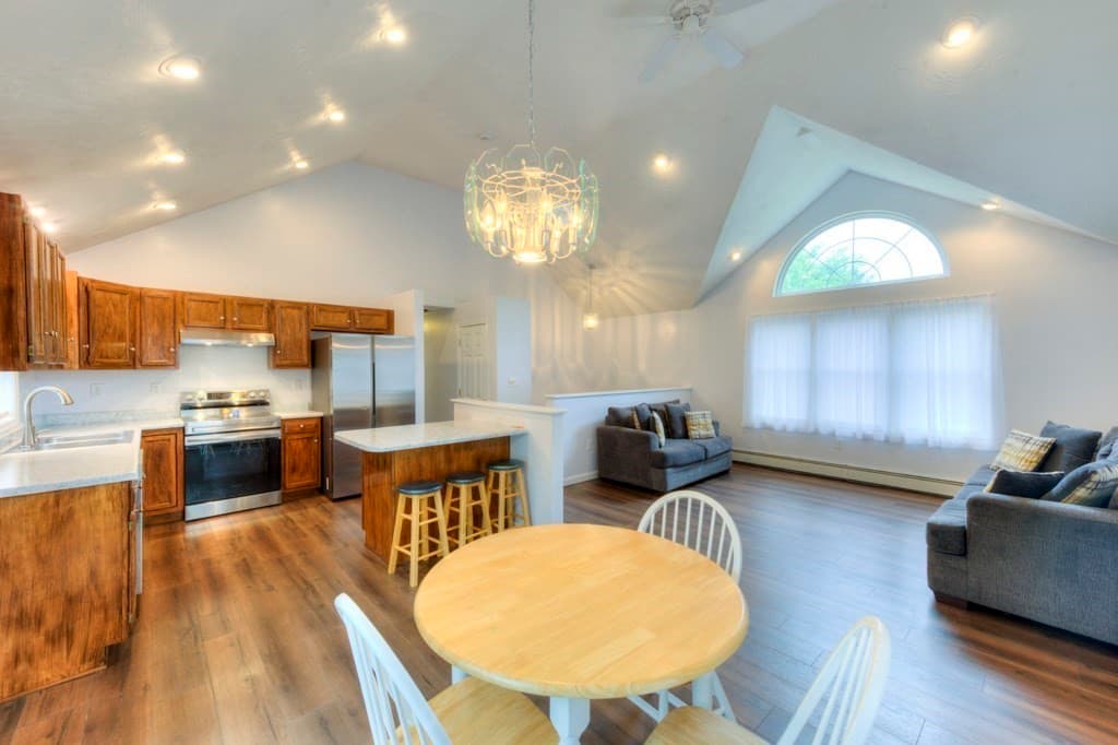 Single Family Residence at 4 Matteo St, Worcester MA 01606, Worcester, photo 3 of 42
