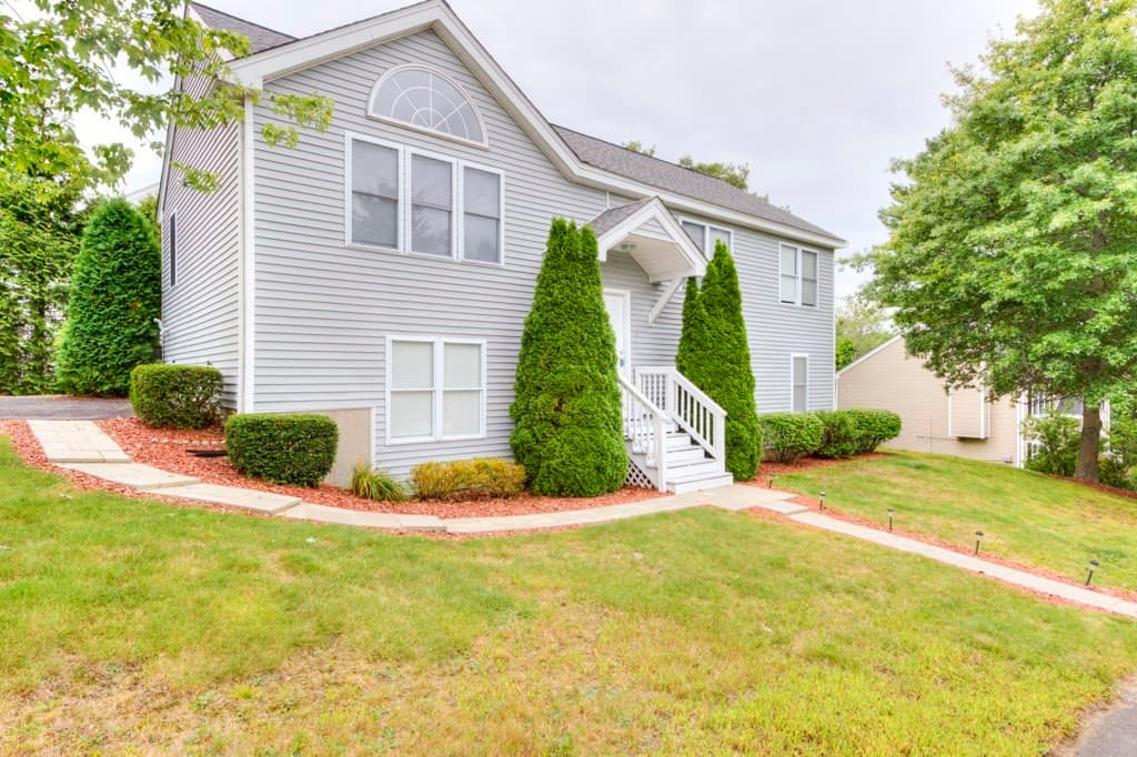 Single Family Residence at 4 Matteo St, Worcester MA 01606, Worcester, photo 34 of 42