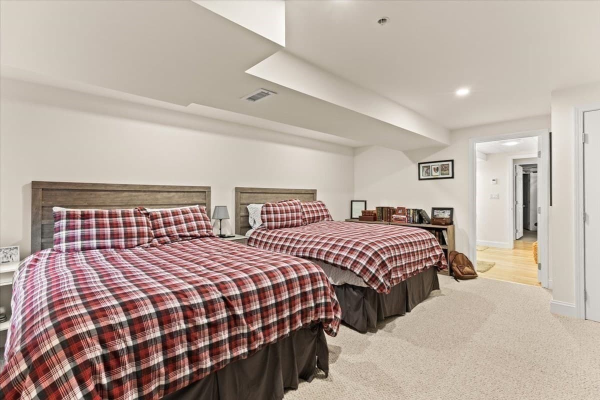 Condominium at 12 Thelma Way # 12, Scituate MA 02066, Scituate, photo 23 of 39