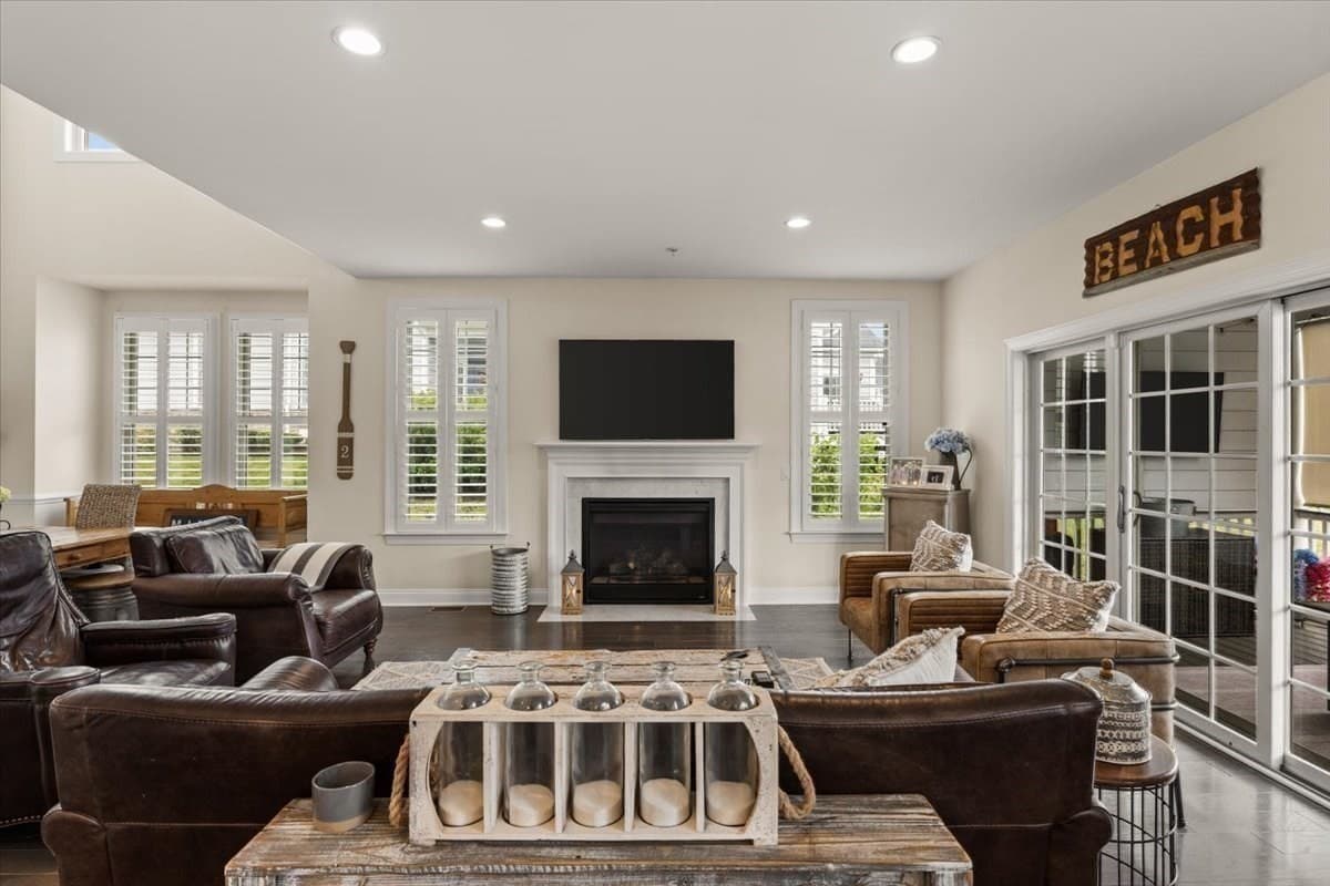 Condominium at 12 Thelma Way # 12, Scituate MA 02066, Scituate, photo 11 of 39