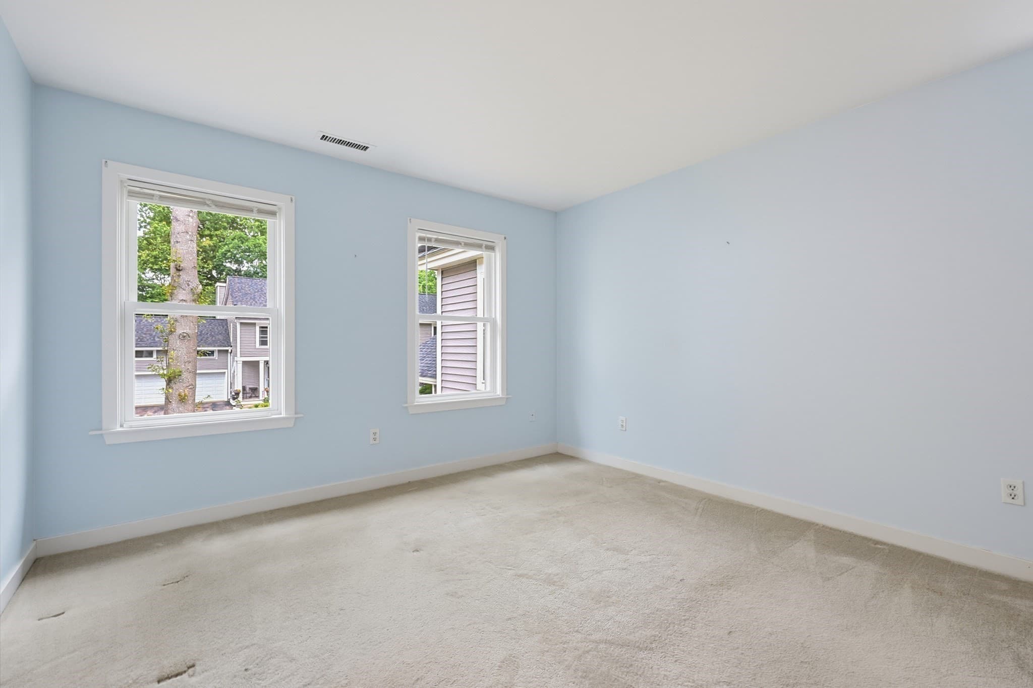Condominium at 4 Oak Ct # 4, Rockland MA 02370, Rockland, photo 23 of 35
