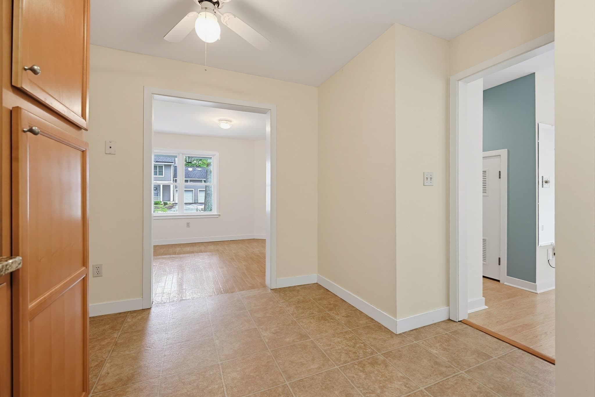 Condominium at 4 Oak Ct # 4, Rockland MA 02370, Rockland, photo 16 of 35