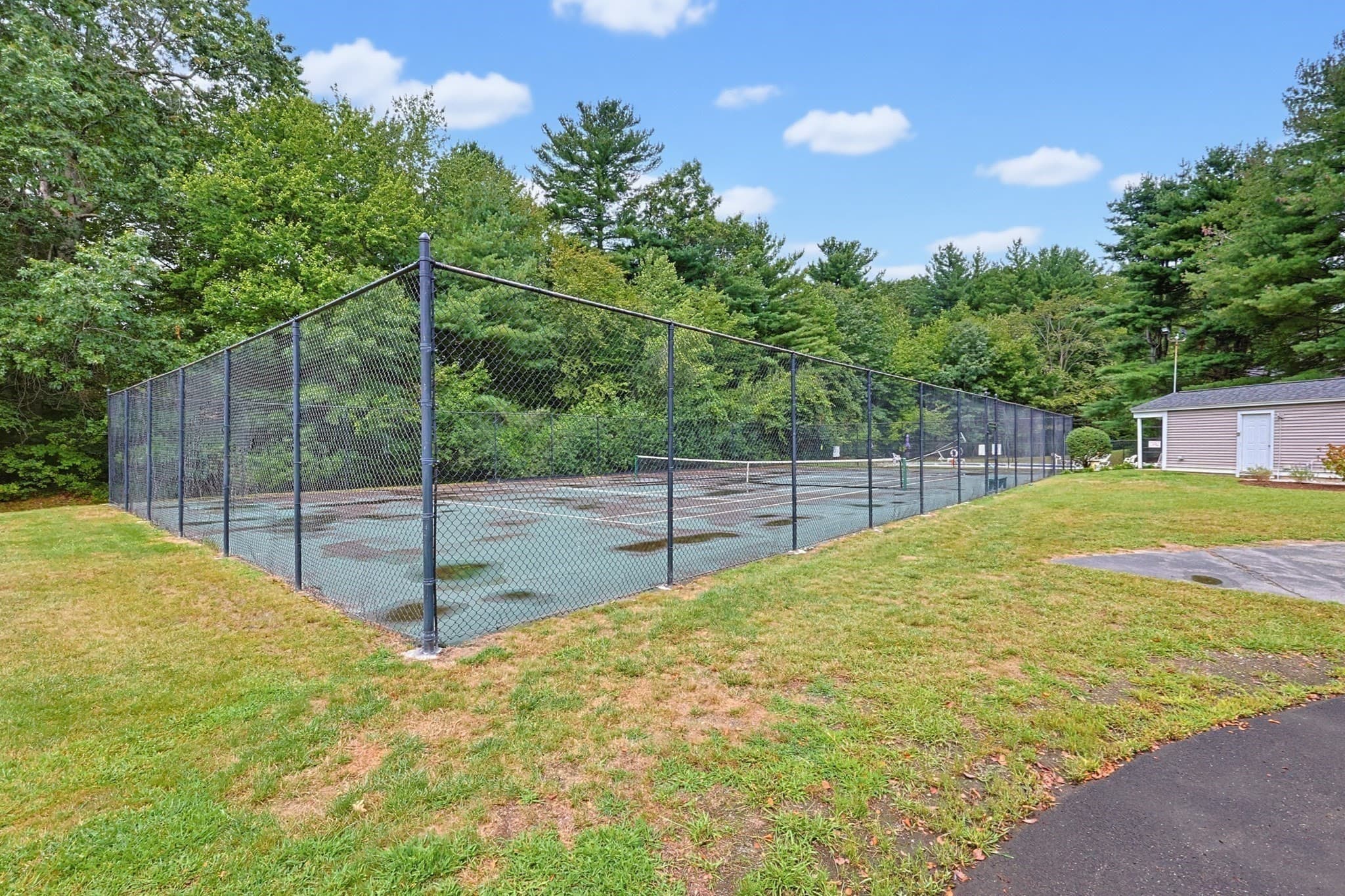 Condominium at 4 Oak Ct # 4, Rockland MA 02370, Rockland, photo 30 of 35