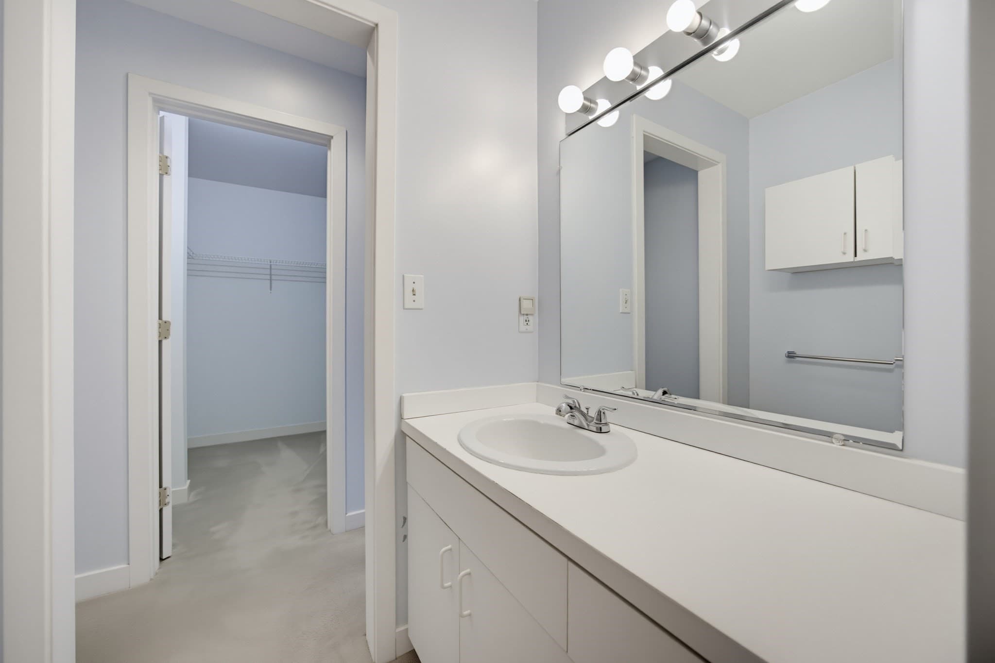 Condominium at 4 Oak Ct # 4, Rockland MA 02370, Rockland, photo 25 of 35