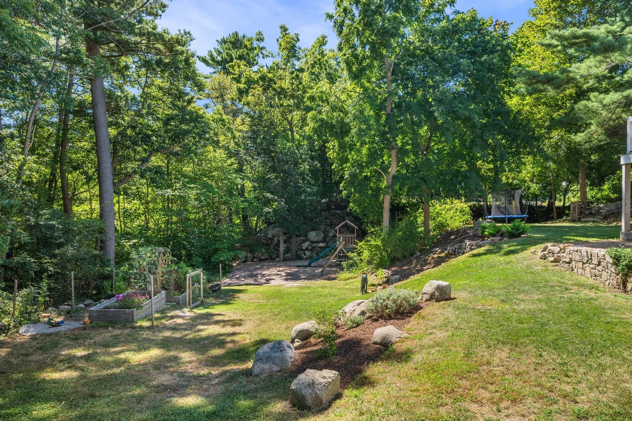 Single Family Residence at 4 Lynwood, Gloucester MA 01930, Gloucester, photo 32 of 42
