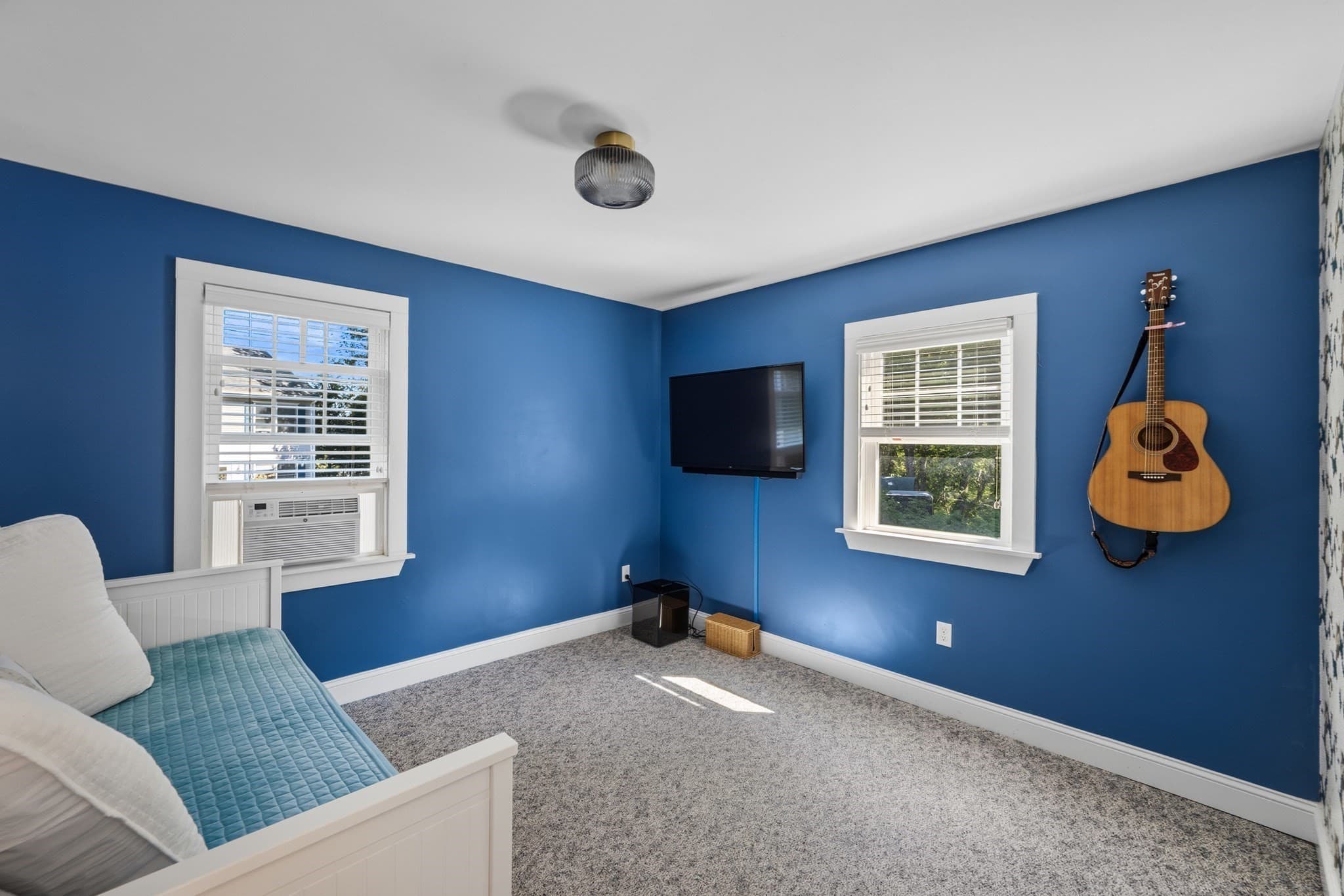 Single Family Residence at 4 Lynwood, Gloucester MA 01930, Gloucester, photo 15 of 42