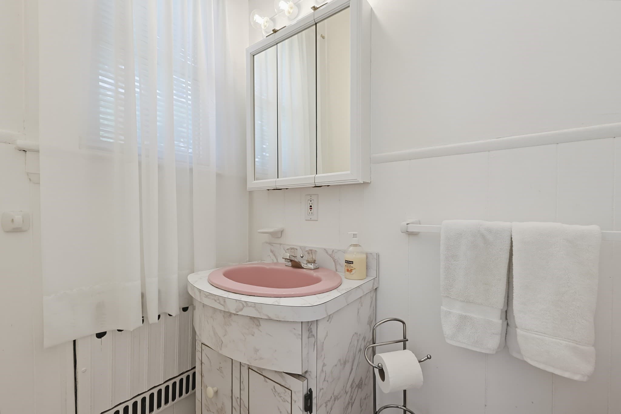 Single Family Residence at 425 Prospect St, Norwood MA 02062, Norwood, photo 4 of 32