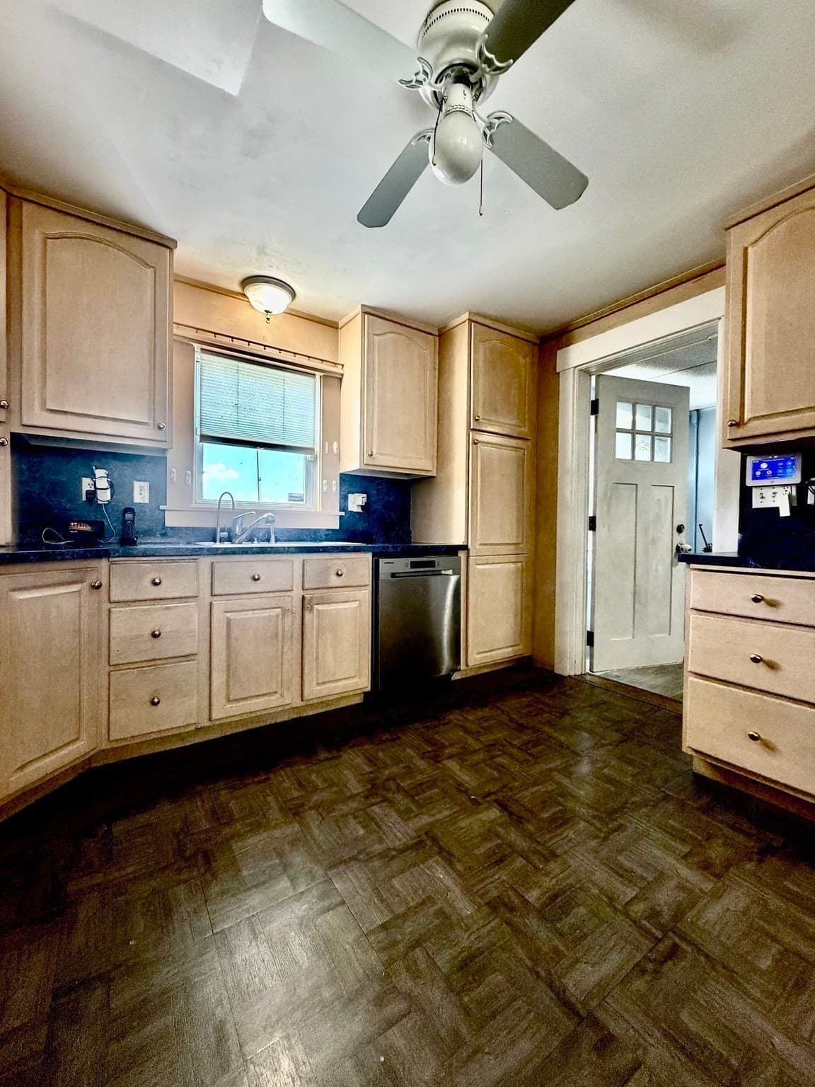Single Family Residence at 48 Leominster St, Westminster MA 01473, Westminster, photo 10 of 26