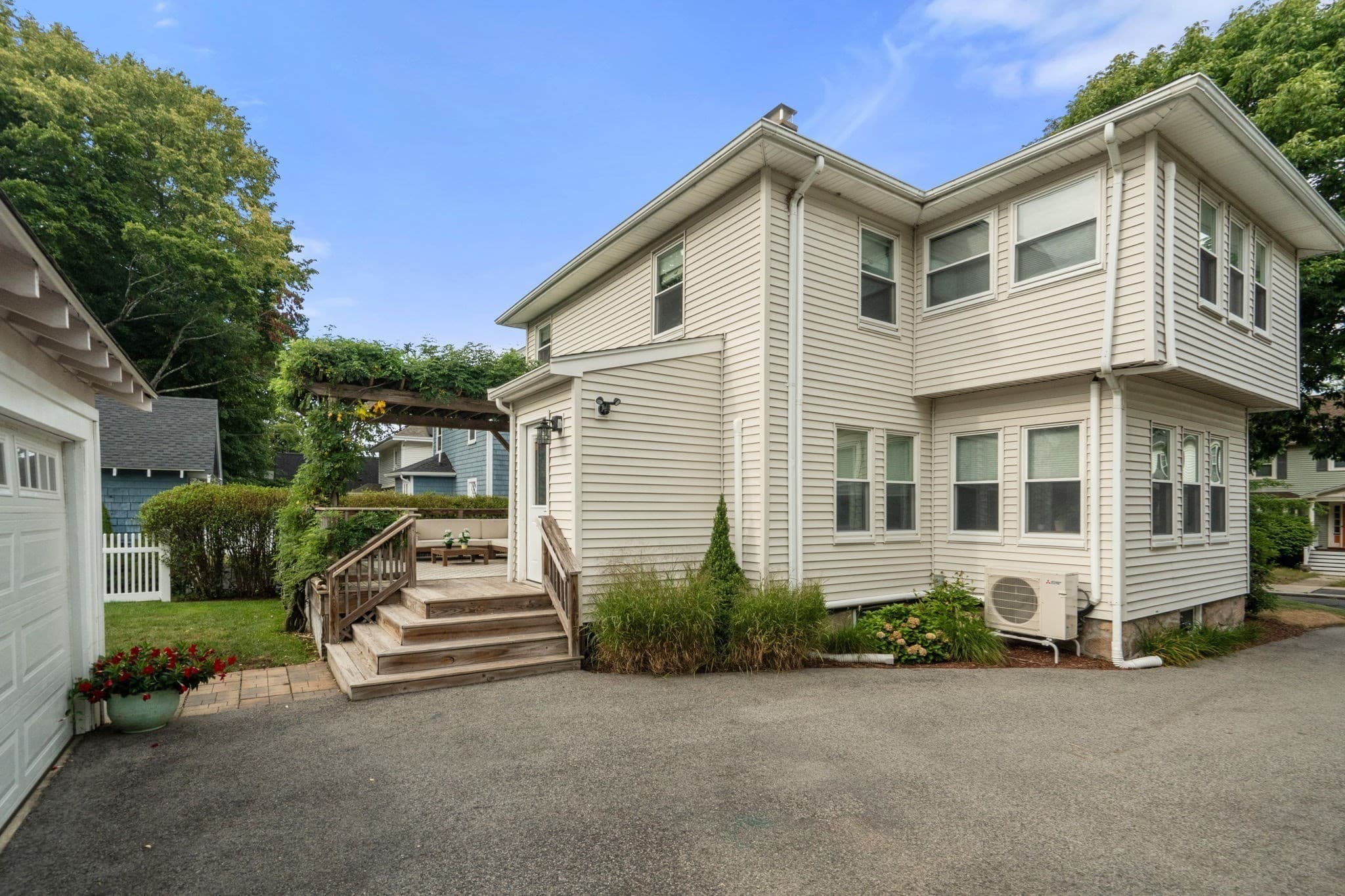 Single Family Residence at 114 Greaton Rd, Boston MA 02132, Boston, photo 21 of 24