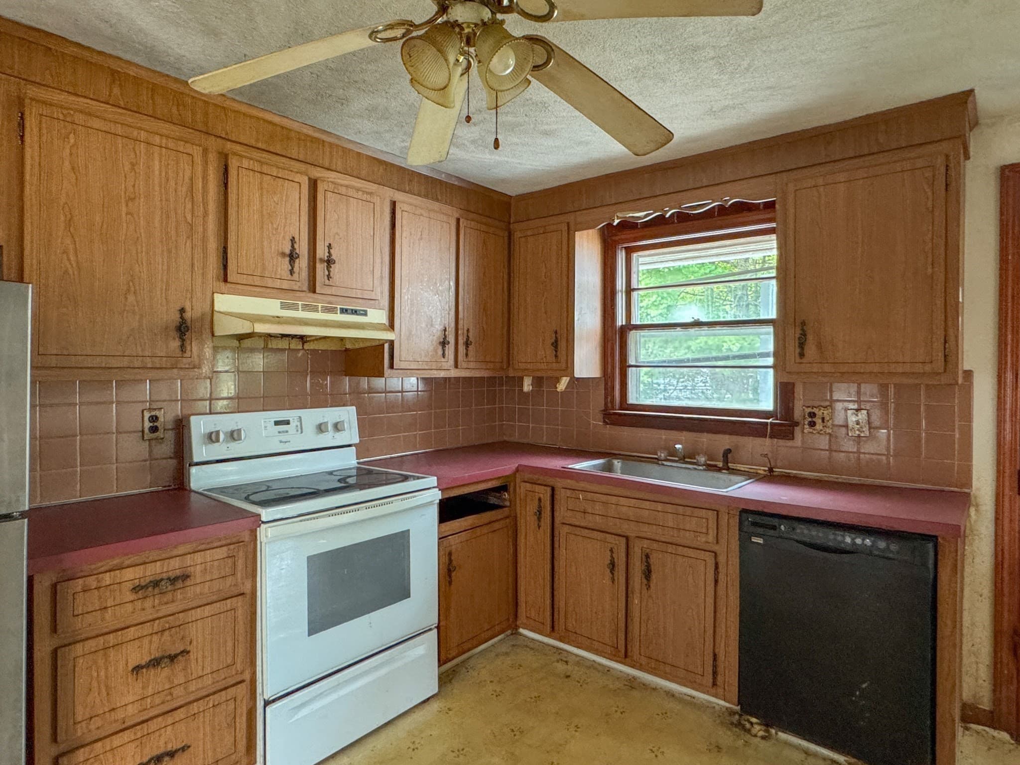 Single Family Residence at 62 Carlisle St, Brockton MA 02302, Brockton, photo 14 of 36