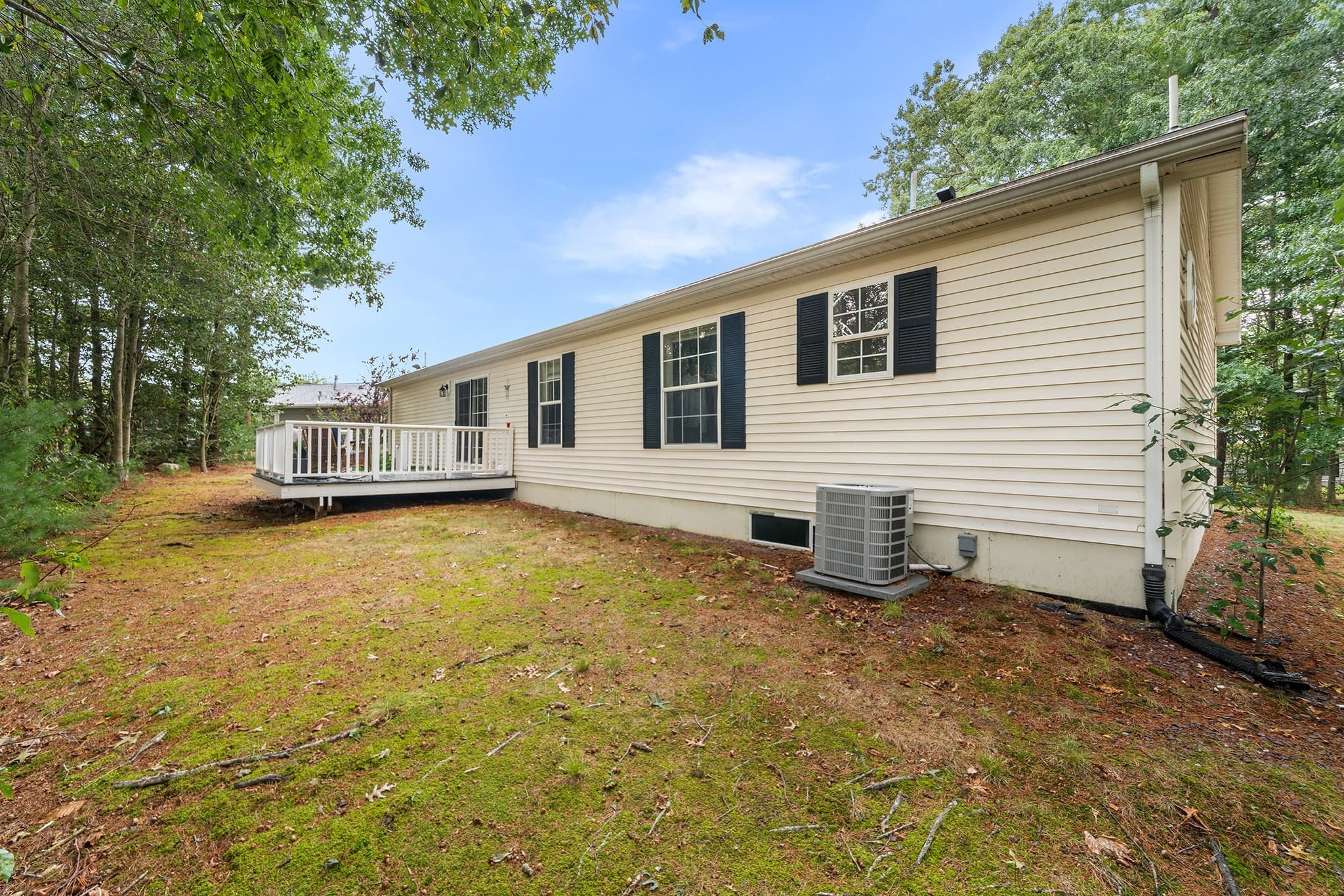 Single Family Residence at 7012 Oak Point Dr., Middleboro MA 02346, Middleboro, photo 30 of 32