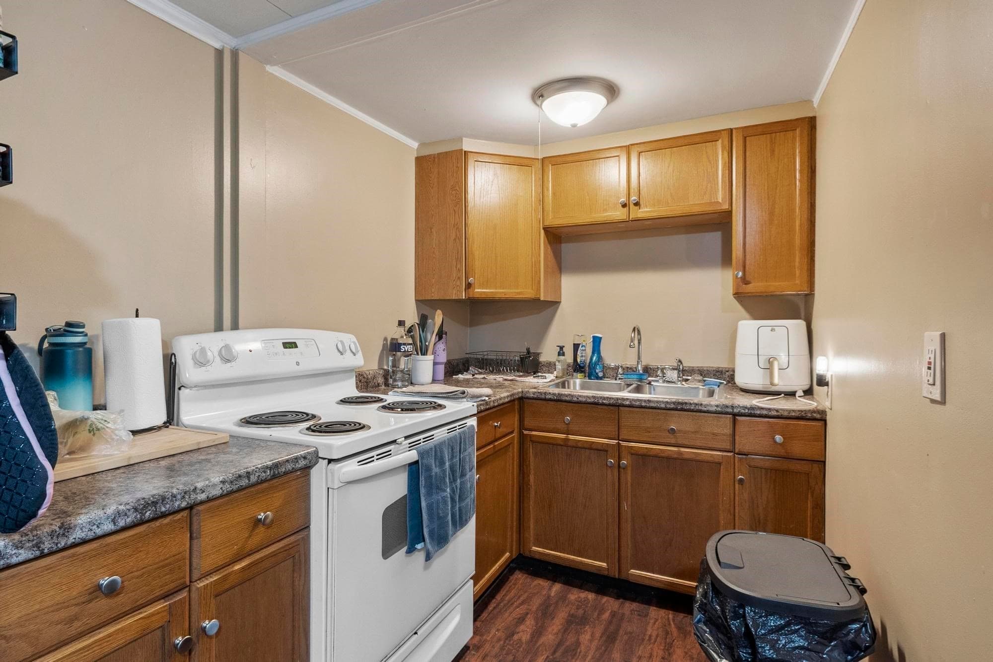 3 Family at 21 Old Leominster Rd, Fitchburg MA 01420, Fitchburg, photo 27 of 39