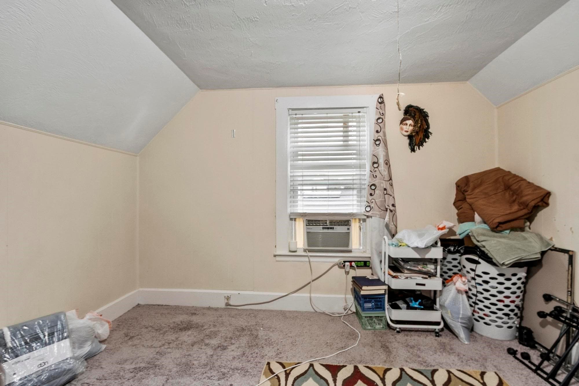 3 Family at 21 Old Leominster Rd, Fitchburg MA 01420, Fitchburg, photo 24 of 39