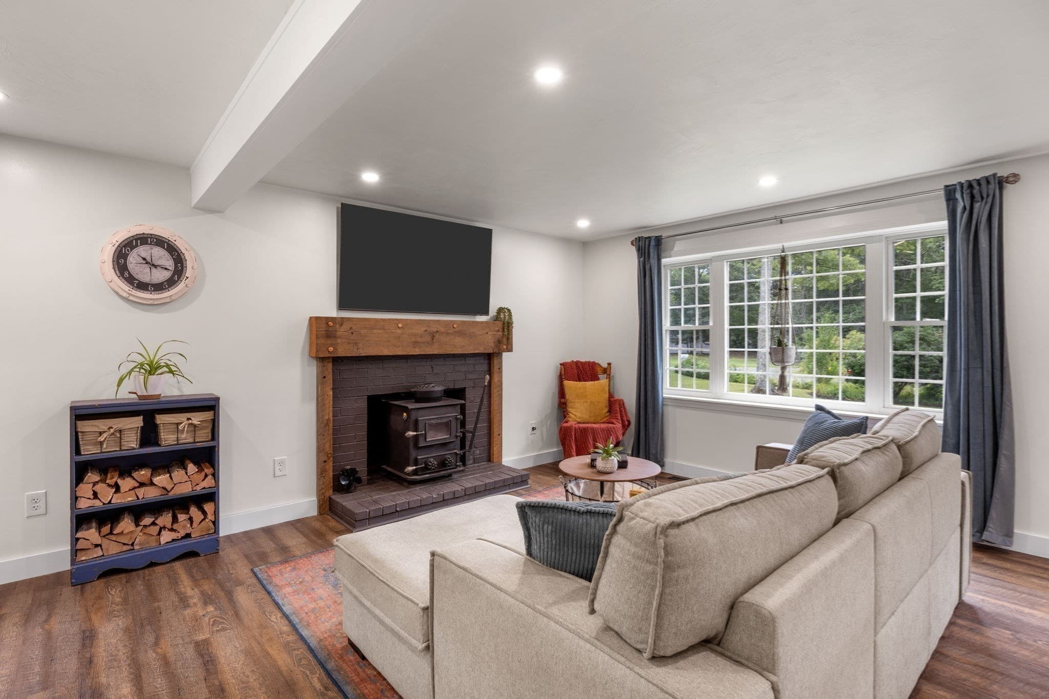 Single Family Residence at 34 Commodore Ln, Barnstable MA 02648, Barnstable, photo 16 of 42
