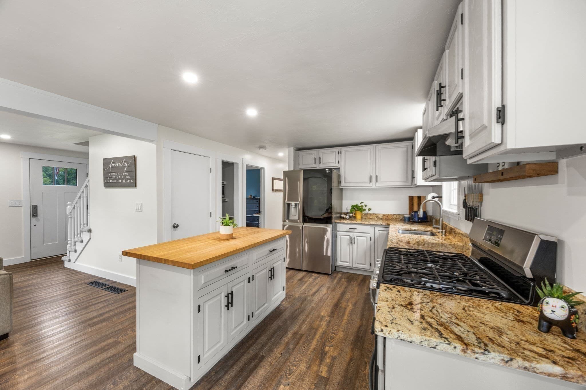 Single Family Residence at 34 Commodore Ln, Barnstable MA 02648, Barnstable, photo 20 of 42