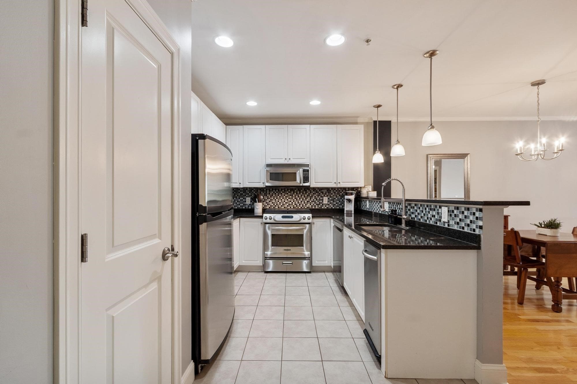Condominium at 1 Harvest Dr # 108, North Andover MA 01845, North Andover, photo 7 of 29