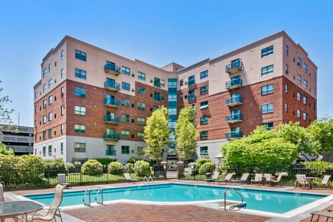 Condominium at 175 Cottage St # 504, Chelsea MA 02150, Chelsea, photo 3 of 25