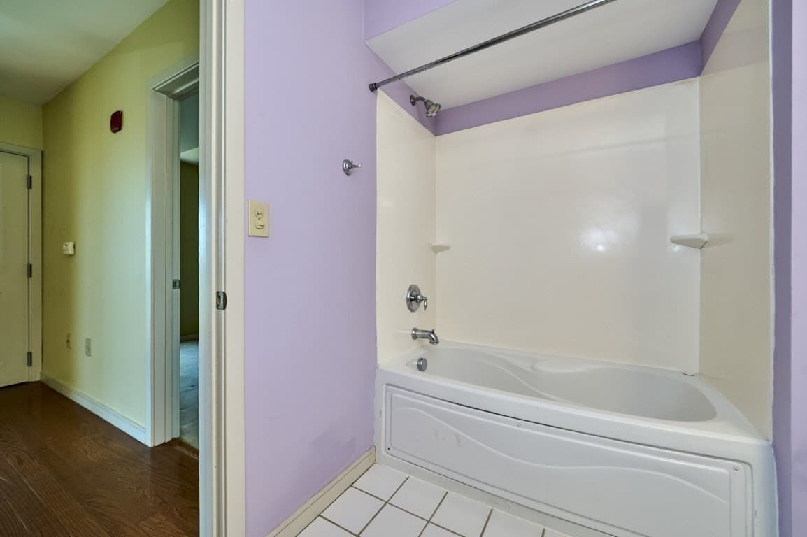 Condominium at 175 Cottage St # 504, Chelsea MA 02150, Chelsea, photo 18 of 25