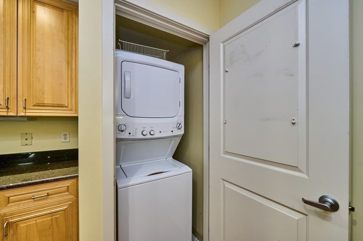 Condominium at 175 Cottage St # 504, Chelsea MA 02150, Chelsea, photo 19 of 25