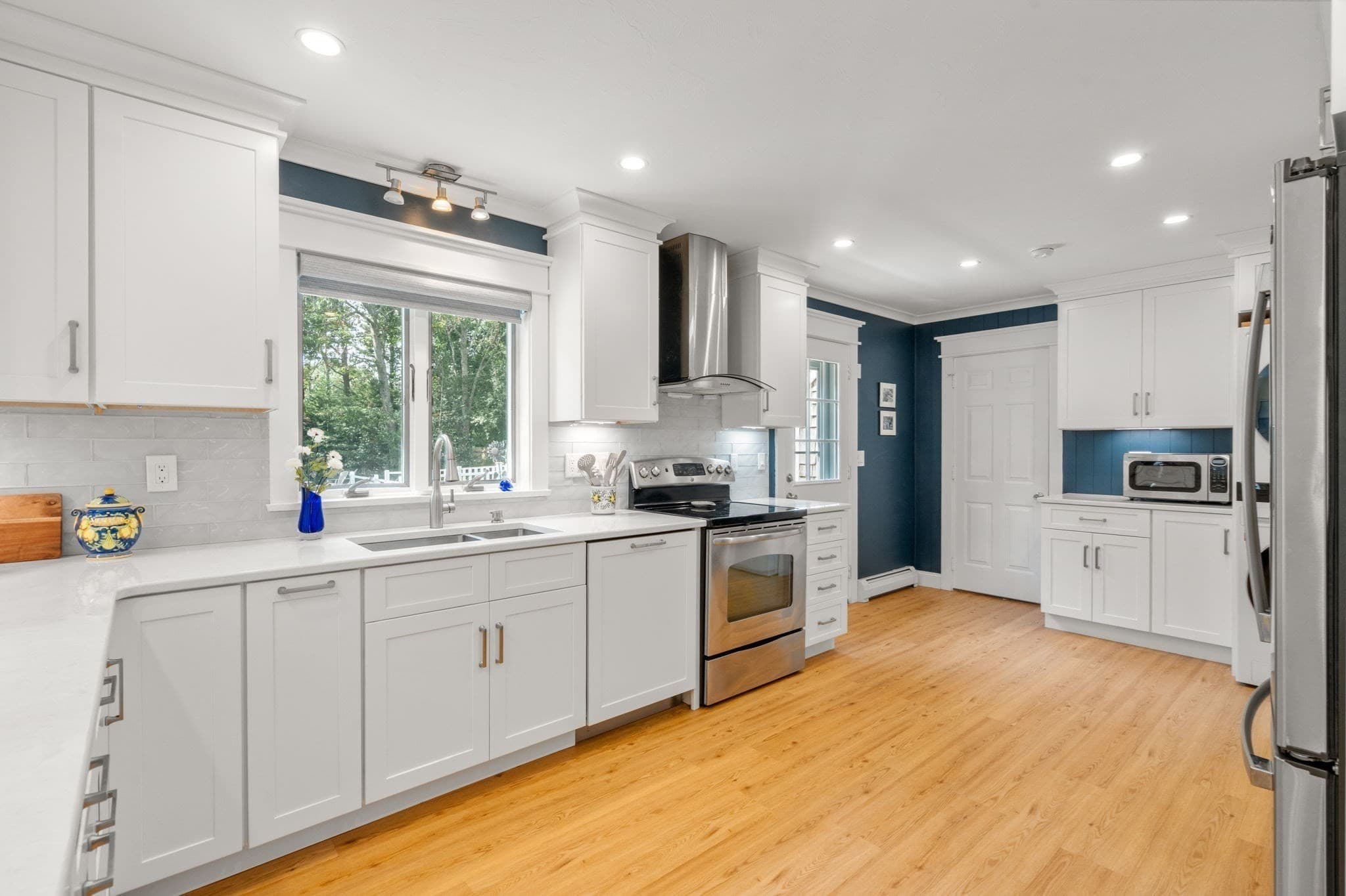 Single Family Residence at 192 Winding Cove Rd, Barnstable MA 02648, Barnstable, photo 5 of 35