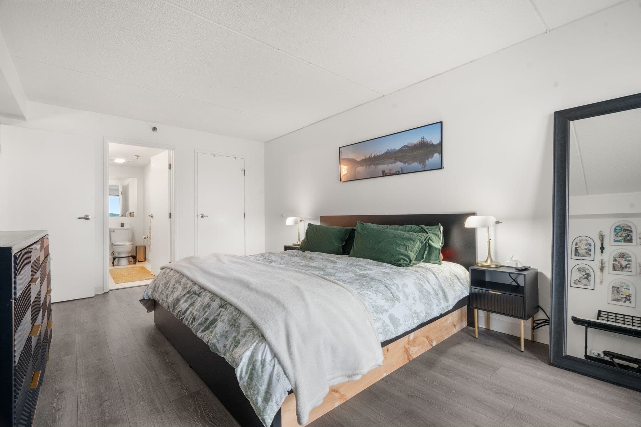 Condominium at 200 Cove Way # 409, Quincy MA 02169, photo 10 of 21