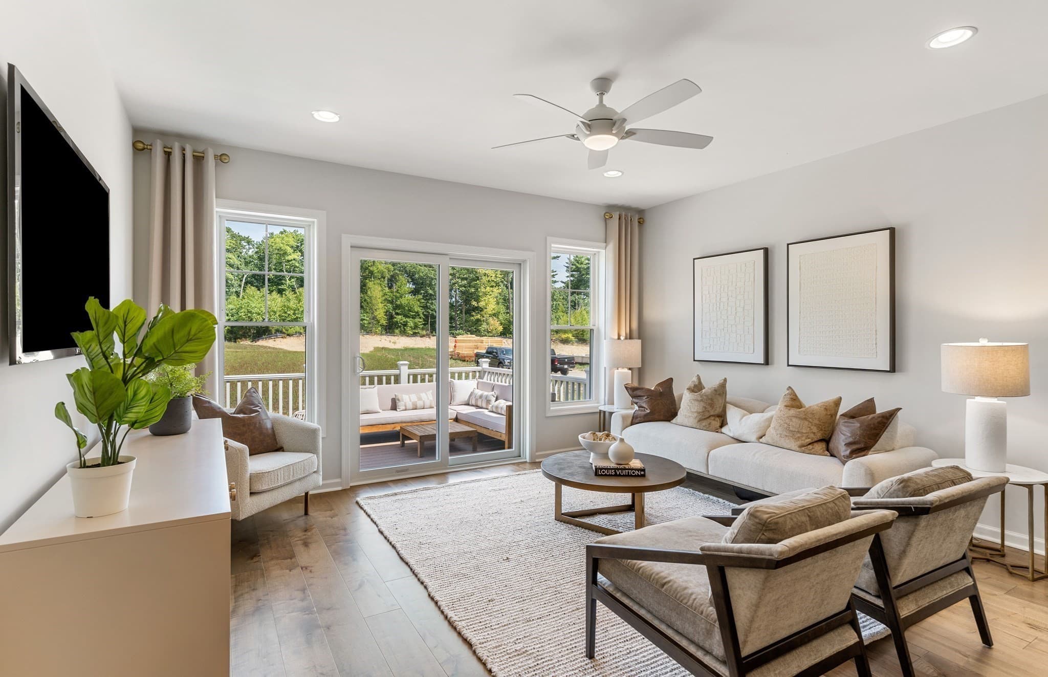 Condominium at 16 Weathervane Drive # 023, Walpole MA 02081, Walpole, photo 10 of 28